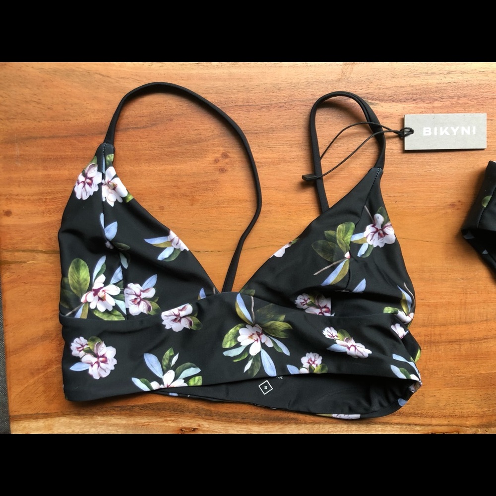 Bikyni Magnolia Collection